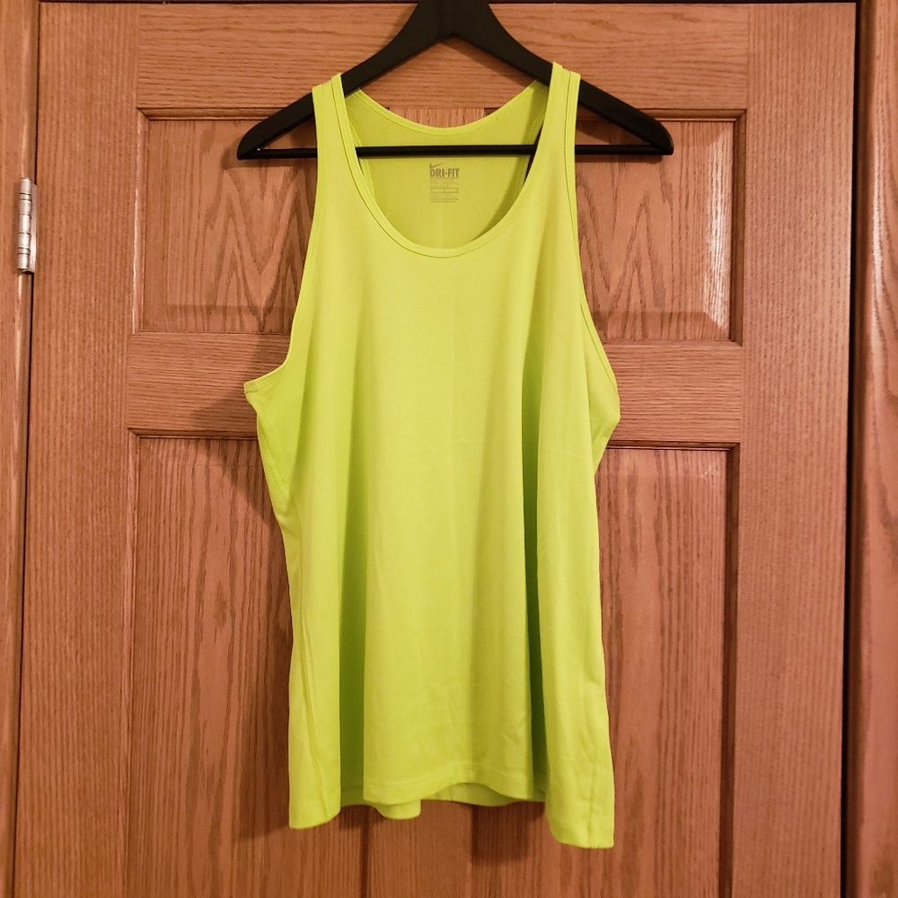 Nike tank